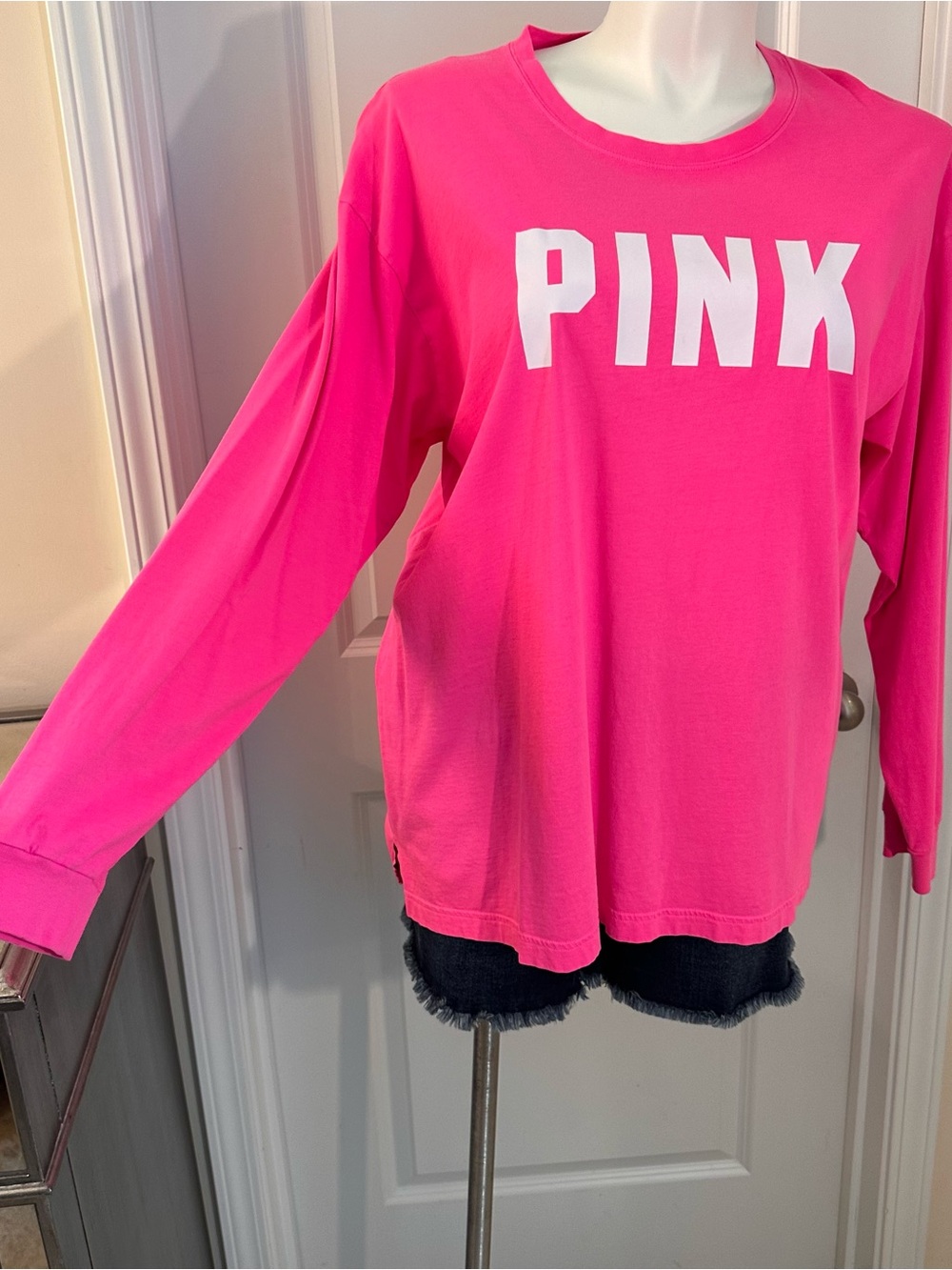 PINK Victoria’s Secret. XXL. Long sleeve tee.